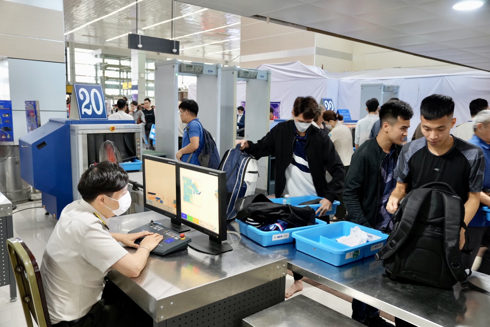 🇺🇸 Why Is My Vietnam Visa Delayed? (US Applicants 2026 – Expert Guide)